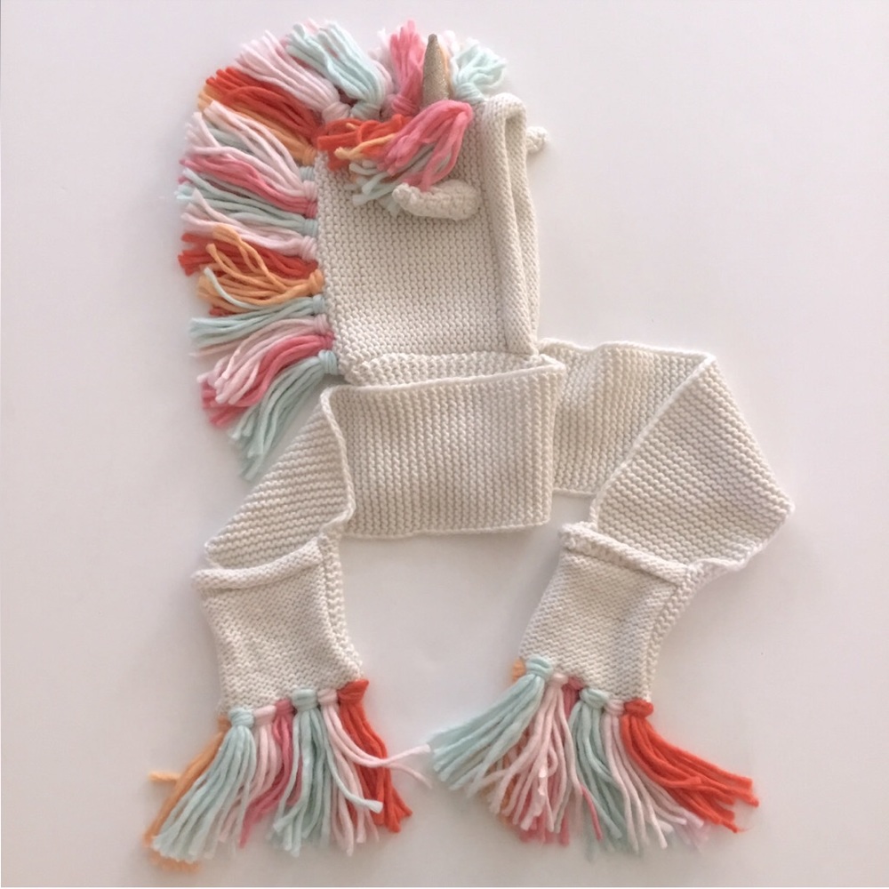Target size 8-16 Unicorn 🦄 Scarf 🧣